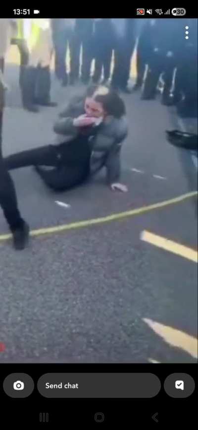cat fight yr8 Luton