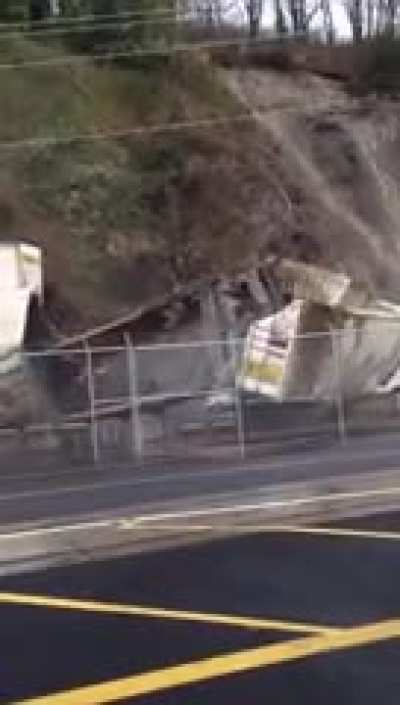 Train derails