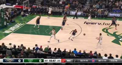 [Highlight] Grayson Allen scores the first points of calendar year 2022