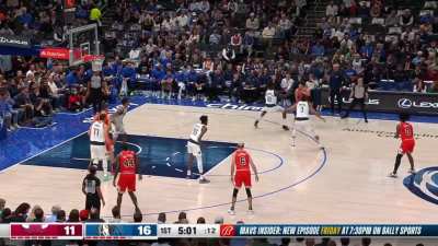[Highlight] Bulls go scoreless on a possession with 5 offensive rebounds (h/t u/43loko)