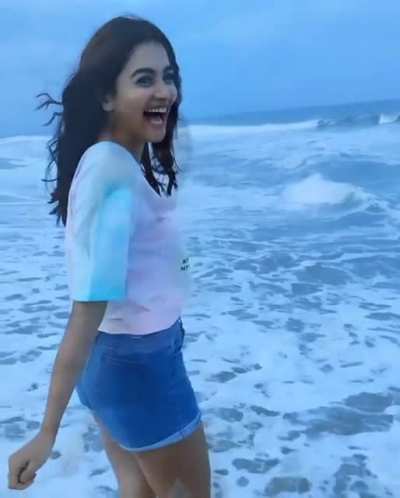 Pooja Hegde (New)