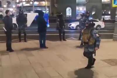 Little legs (watch till the end, not clickbate)