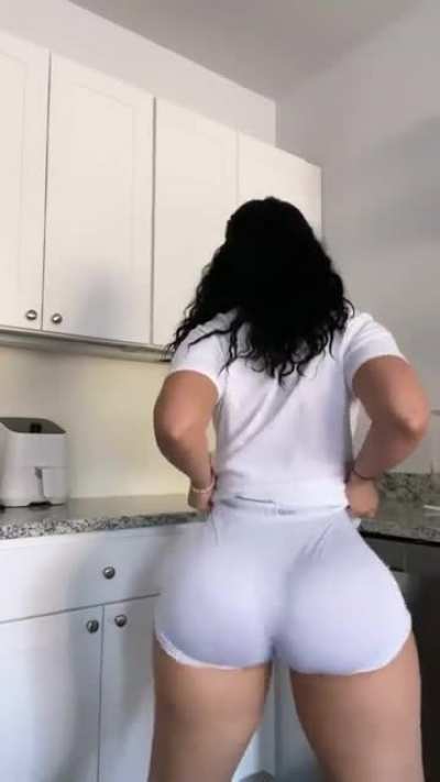 #russiaislit #twerk