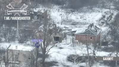 RU pov: Wagner sniper hits a fleeing UA soldier.