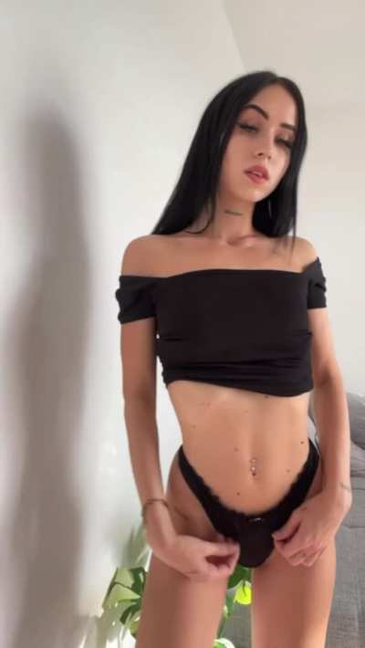 I’m curious to know if you would masturbate to my nudes if I ever sent you some?