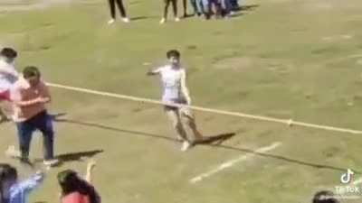 The Main Character™ during tug of war