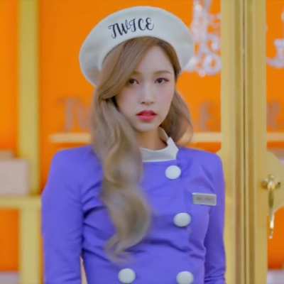 210224 - Pretty Mina