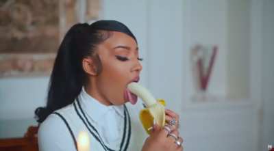 Throat Thott<wbr>ie👅🍌