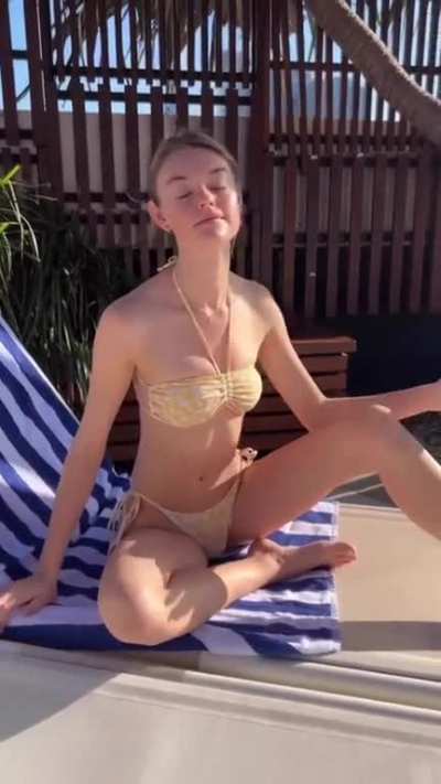 Willow Hand