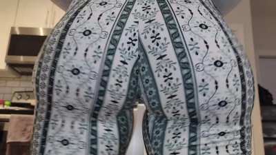 Want some Latina ass for breakfast?