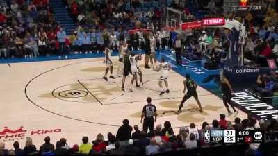 [Highlight] Brandon Ingram DETONATES to the rack off of the nasty crossover