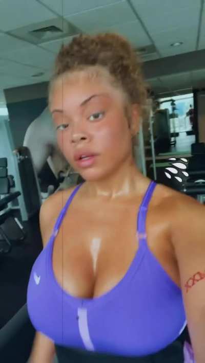 💦💦