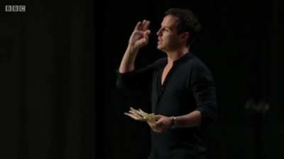 Andrew Scott performing Hamlet's 