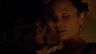 Thandiwe Newton - 