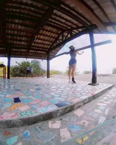 Cristine Reyes