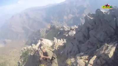 PKK fighters attack an unsuspecting Turkish soldier in his mountainous outpost, snatch his machine gun. 6 August 2019