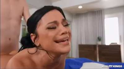 Mona Azar
