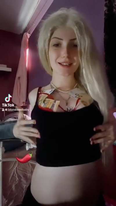 blondieeebaby on tiktok, new here 💋🤫