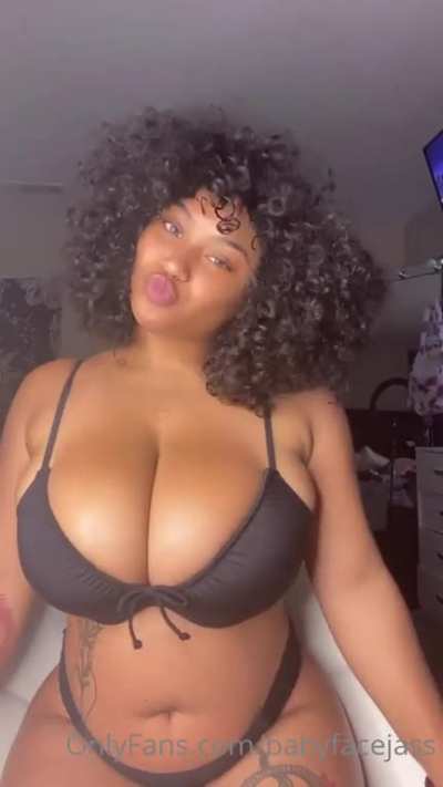 ️ ️