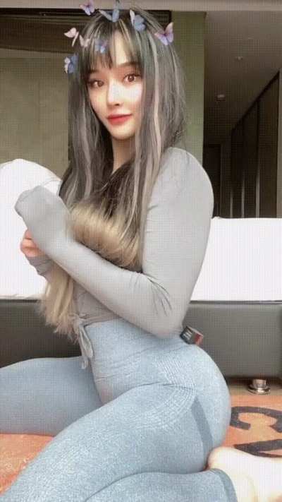 Ass Jiggles
