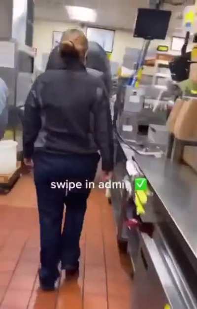 Swipe in admin ✅