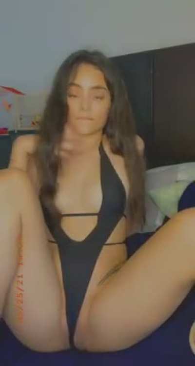 ❣️—$3<wbr>—❣️ OnlyFans entrance which includes a demo Videocall with me also tons of 100% uncensored content. Mexican 19 y.o. ESP/ ENG Link ↴