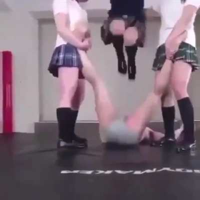 屌爆了