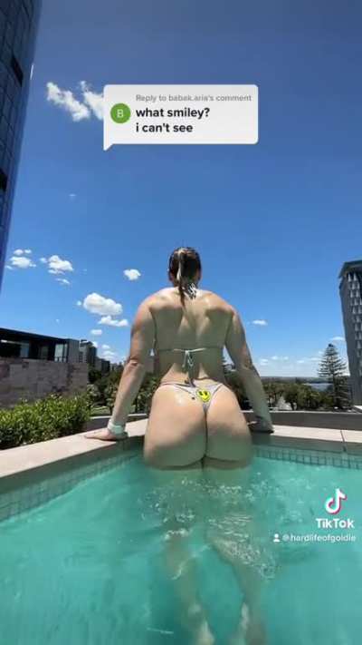 Best view in the house @hard<wbr>lifeo<wbr>fgold<wbr>ie