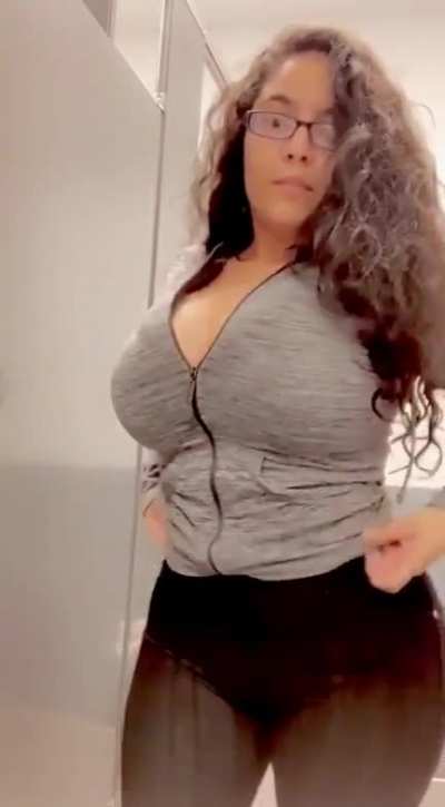 Amazing Woman