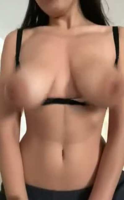 I don’t need hands to take my bra off ;) [OC]
