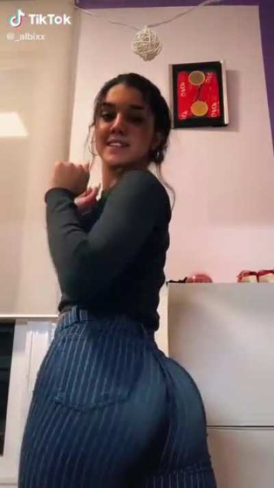 Jiggle 8