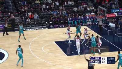 [Highlight] Bilal Coulibaly erases a PJ Washington attempt under the basket