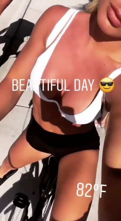 Mandy in the heat