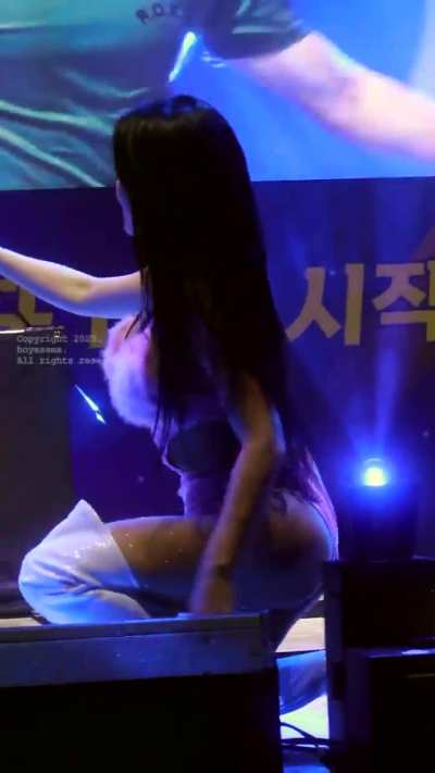 FLYWITHME