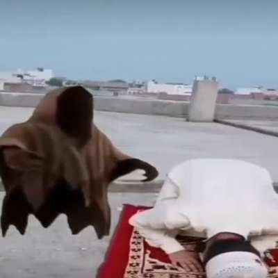 Proof that prayers protect you from evil! (i muted the video since it contained a very cringe high pitched nasheed)