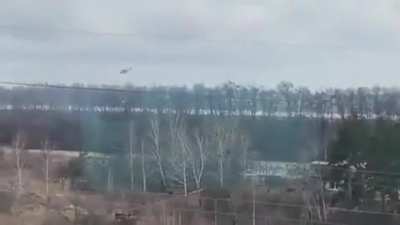 Huge Russian Air Assault ongoing just north of Kyiv (¿Hostomel?).