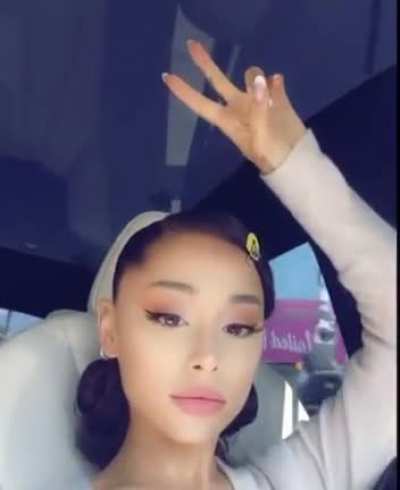Ariana Grande on Narcissist?!?