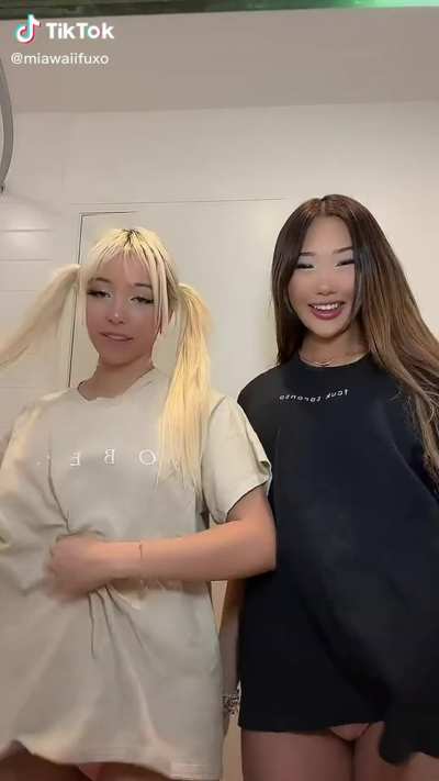 2 Asian besties