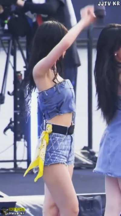 OH MY GIRL ARIN