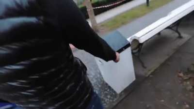 Europeni respectabili cu cetățenie RRomană, deranjați de un filmangiu turbulent care nu ii lasă să lucrește și ei ca să manâncă și gura lor ceva...