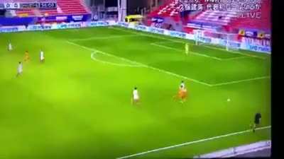 Tomiyasu vs Nico Pepe