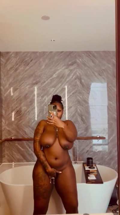 🤳