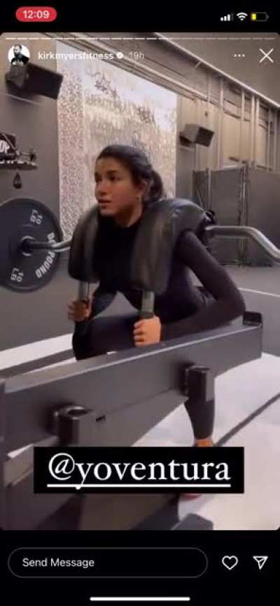Tb workout 🏋️‍♀️<wbr>🍑 great form.