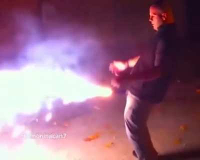 Look at me I’m so cool setting my cock on fire
