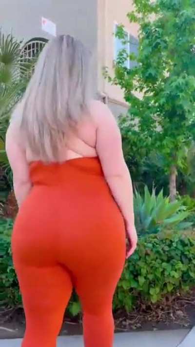 Looking gorgeous!