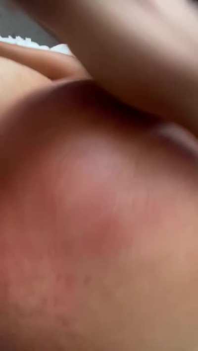 He cums all over my ass