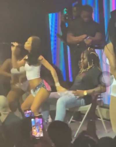 Coi Full Lapdance on 2nd fam