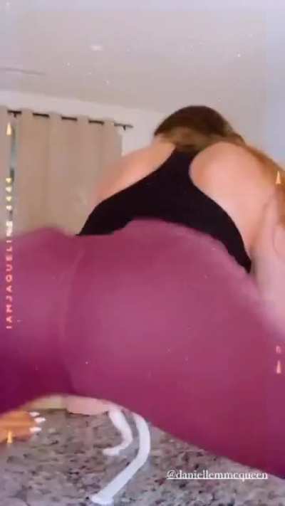 Ash, Danielle, and Dejalei Twerking (from their IG Stories)