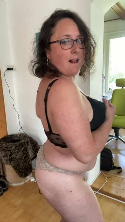 Can this 40yo teacher still give you a boner?
