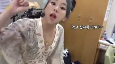 200625 // Chaeyoung